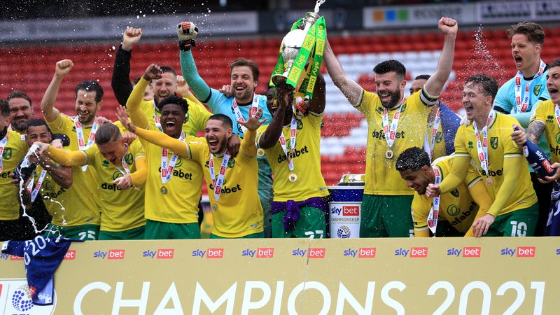 Norwich City thường vô địch giải đấu